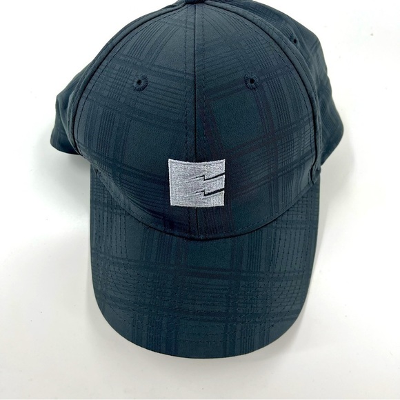 CAPAMERICA Golf Cap - Picture 1 of 5